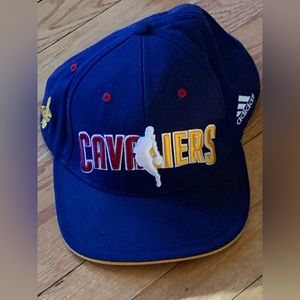 🏀Cleveland Cavaliers official Adidas NBA draft cap size L/XL🏀